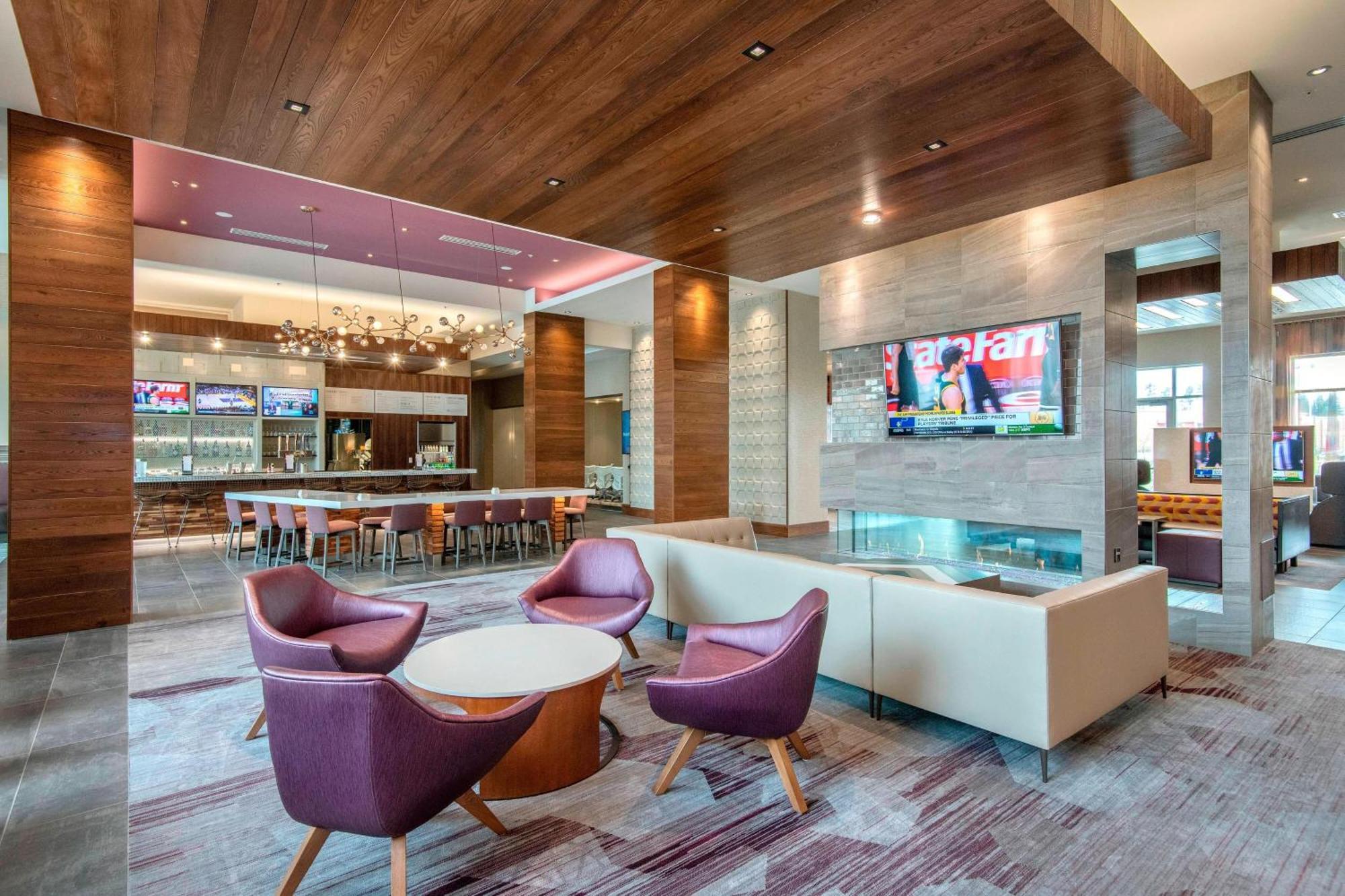 Courtyard By Marriott Raleigh Cary/Parkside Town Commons Hotel Eksteriør billede