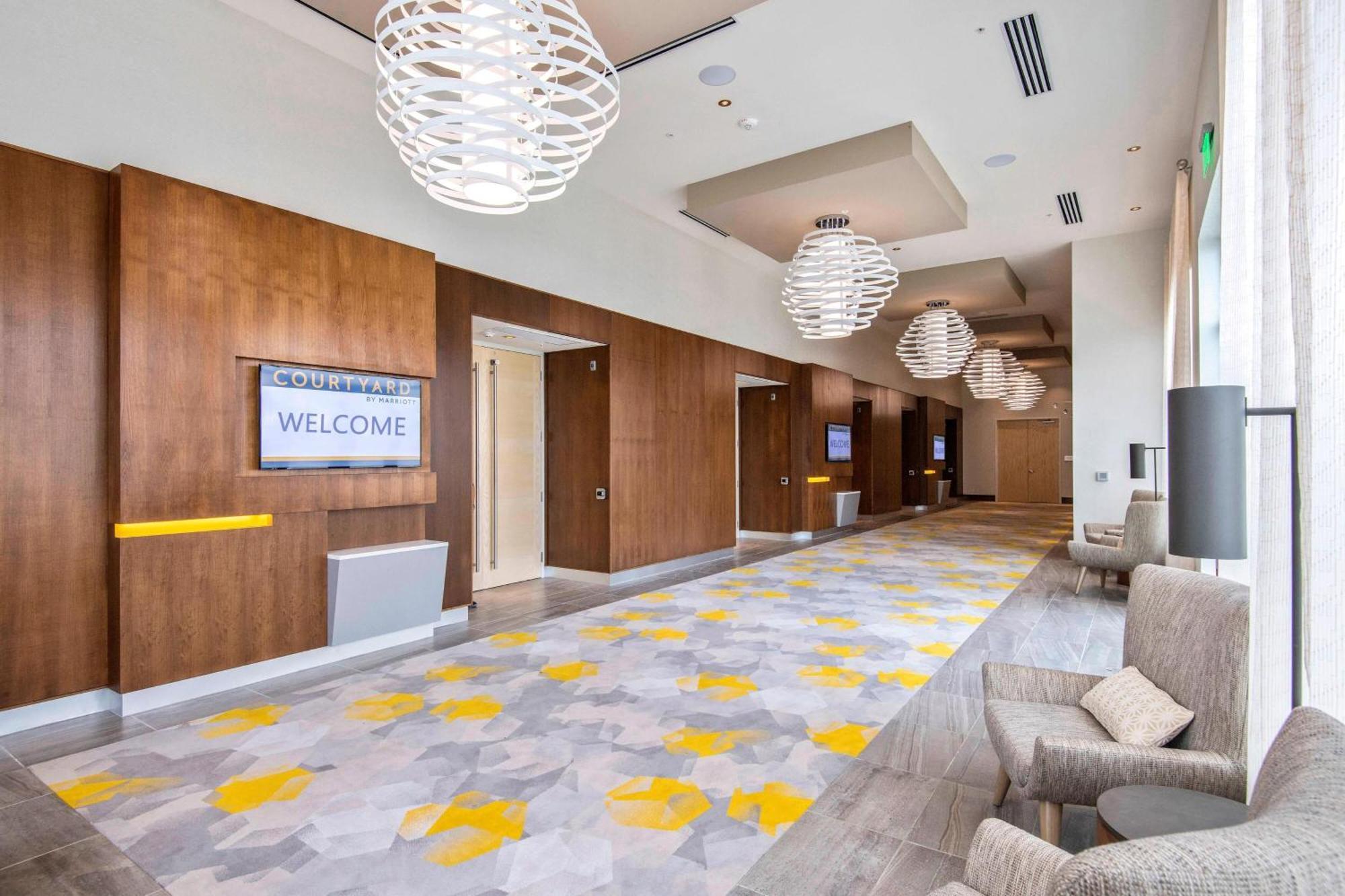 Courtyard By Marriott Raleigh Cary/Parkside Town Commons Hotel Eksteriør billede