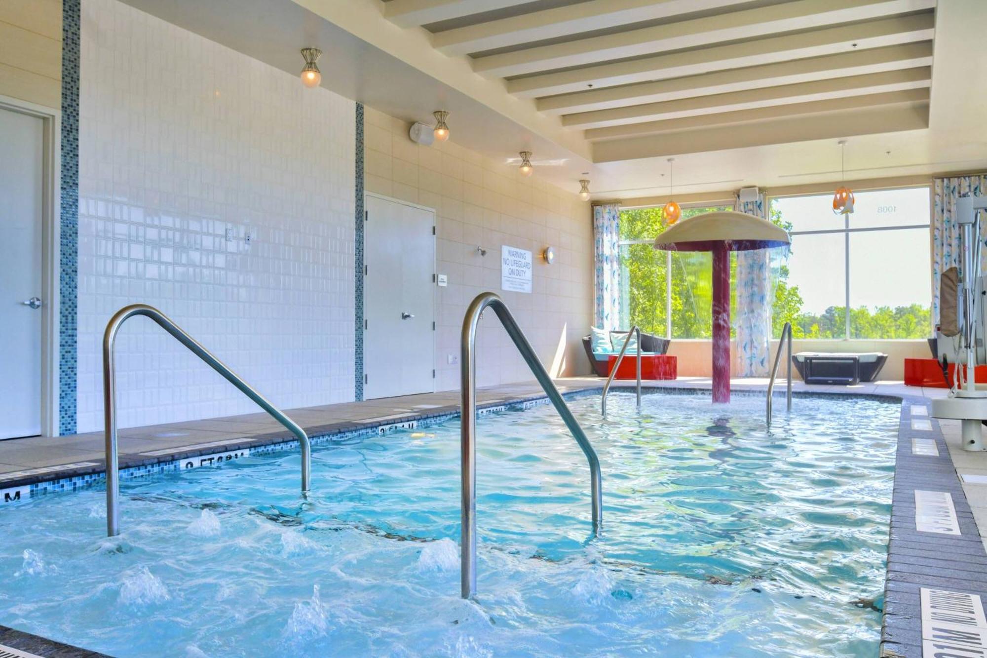 Courtyard By Marriott Raleigh Cary/Parkside Town Commons Hotel Eksteriør billede