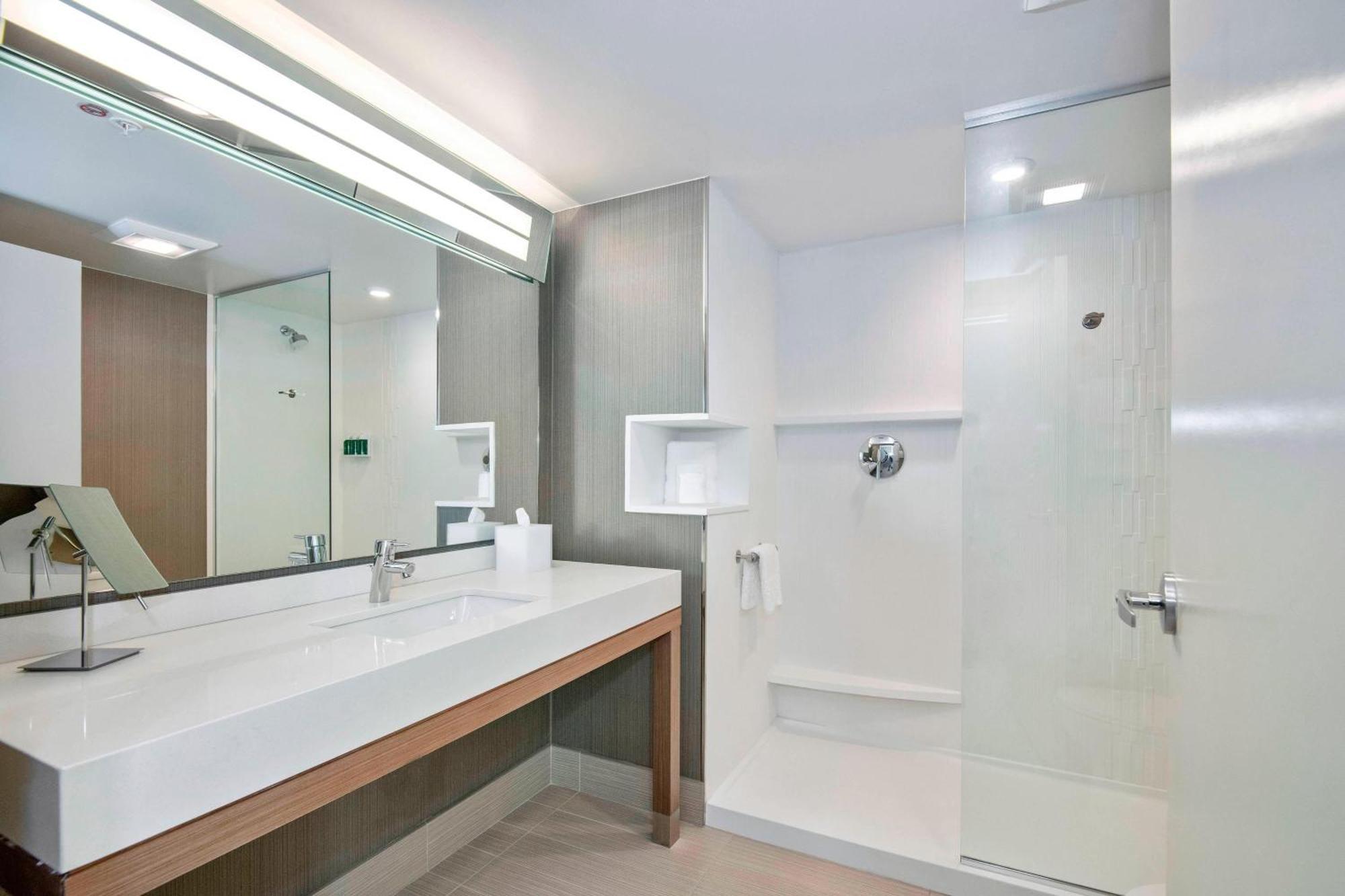 Courtyard By Marriott Raleigh Cary/Parkside Town Commons Hotel Eksteriør billede
