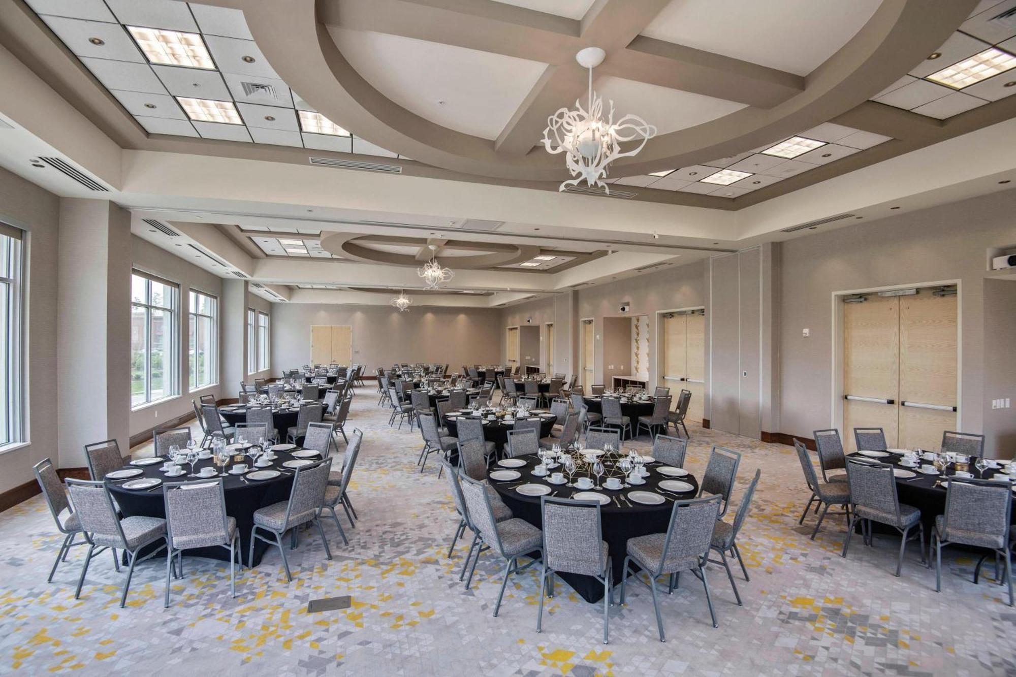 Courtyard By Marriott Raleigh Cary/Parkside Town Commons Hotel Eksteriør billede
