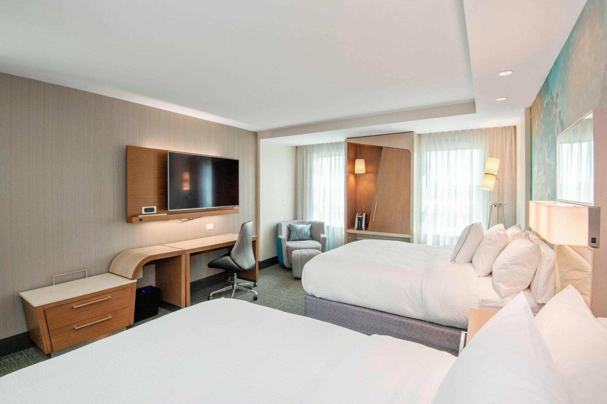 Courtyard By Marriott Raleigh Cary/Parkside Town Commons Hotel Eksteriør billede