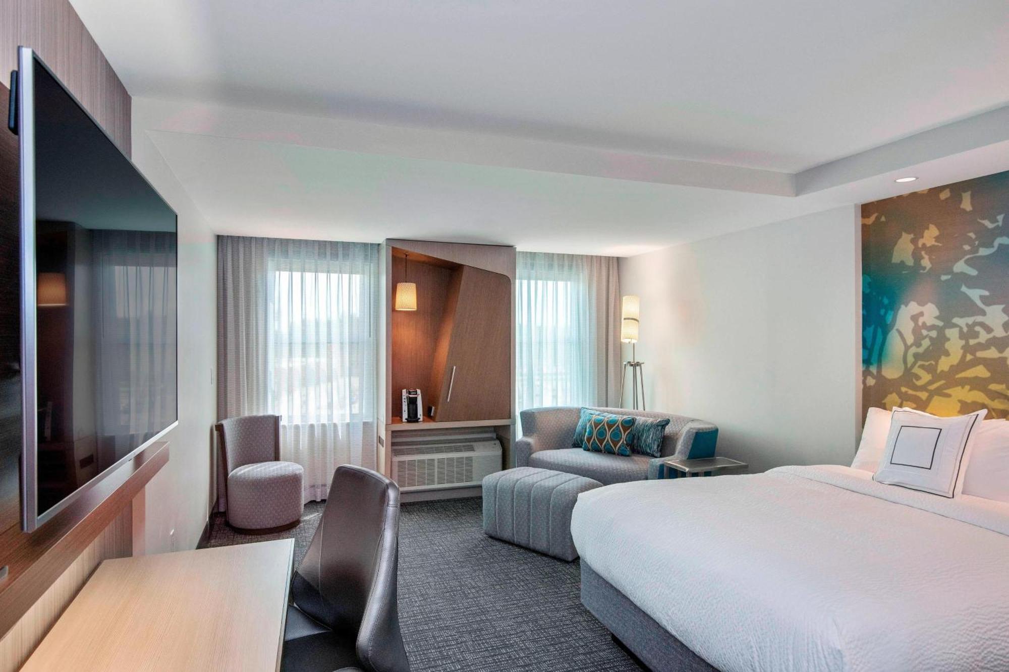Courtyard By Marriott Raleigh Cary/Parkside Town Commons Hotel Eksteriør billede